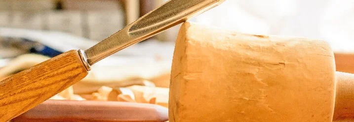 Holzbearbeitungswerkzeuge und Holzspäne